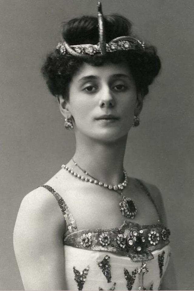 Profile Anna Pavlova