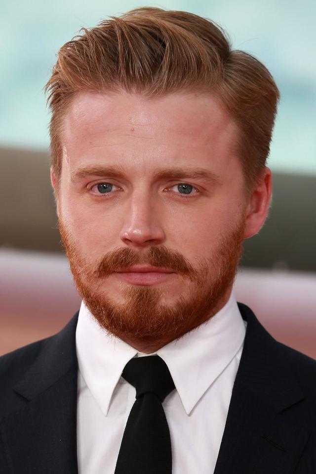 Profile Jack Lowden