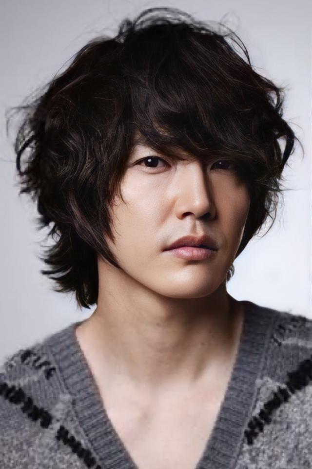 Profile Yoon Sang-hyun