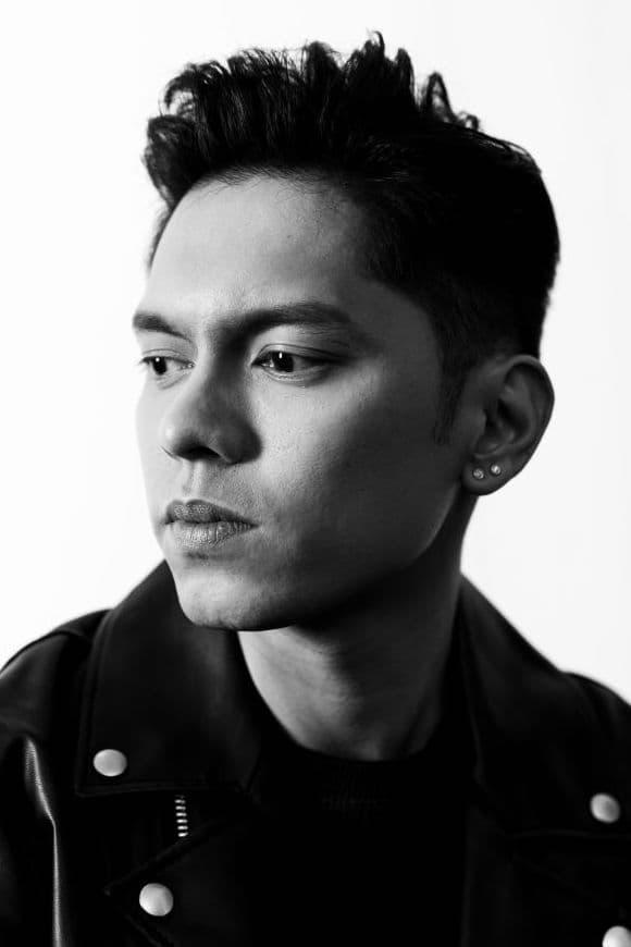 Profile Carlo Aquino