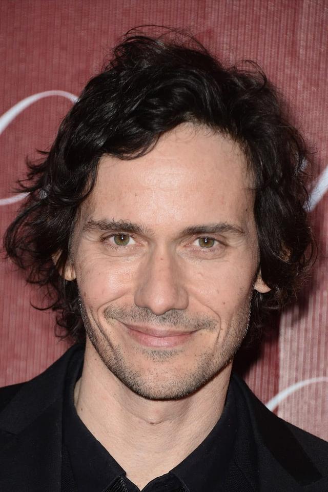 Profile Christian Camargo