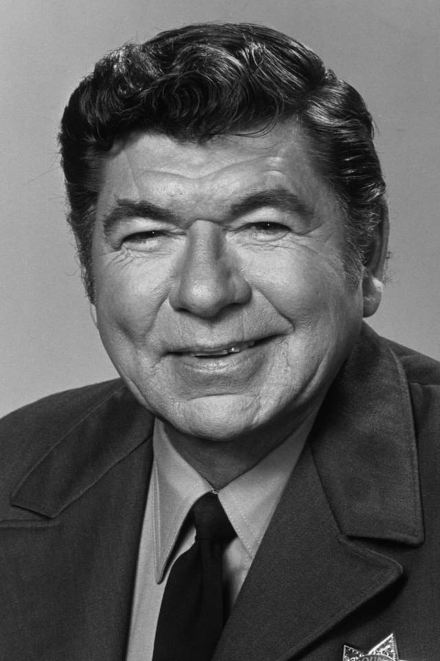 Profile Claude Akins