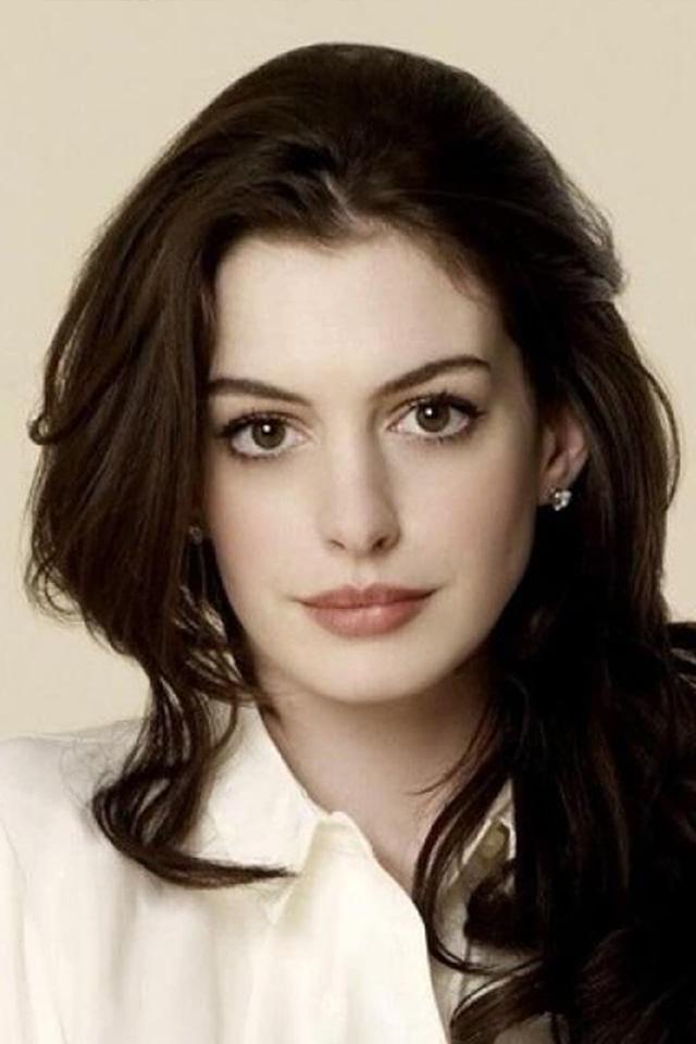 Profile Anne Hathaway