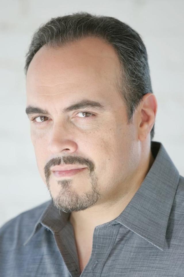 Profile David Zayas