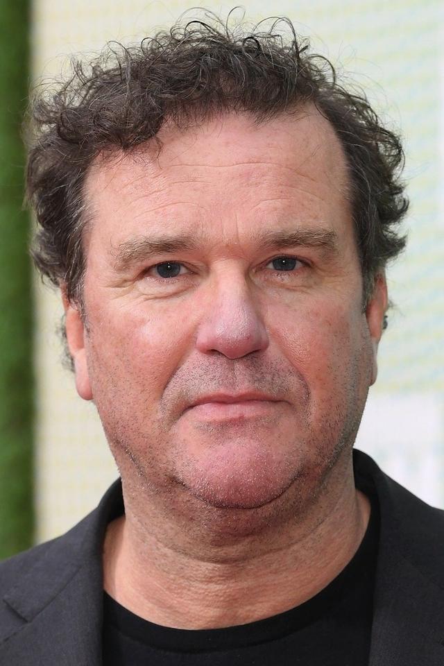 Profile Douglas Hodge