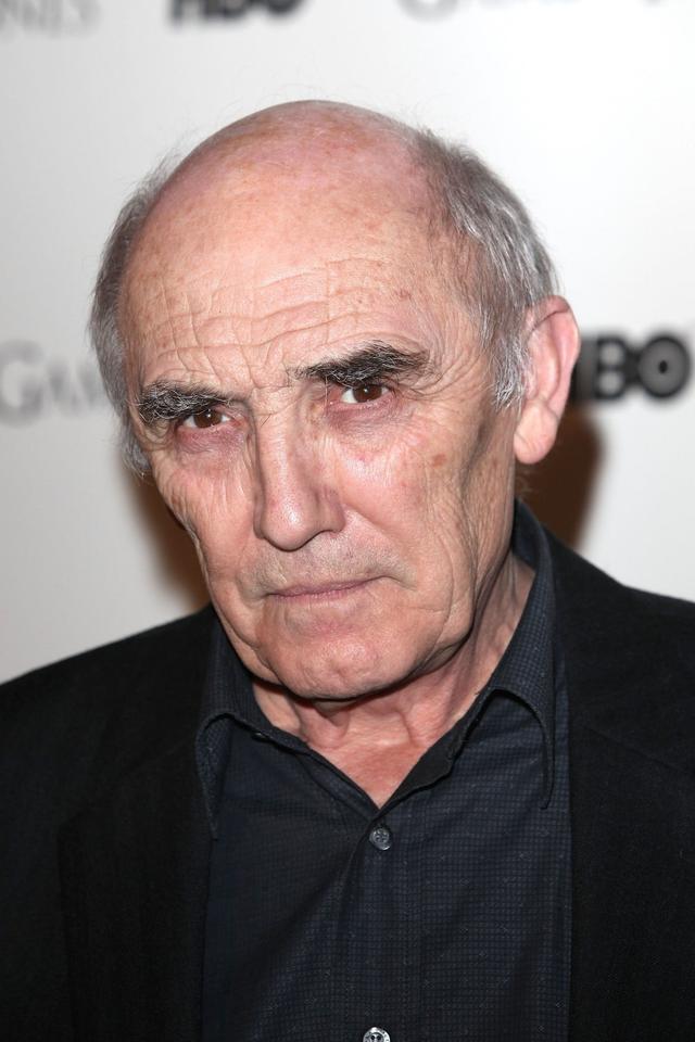 Profile Donald Sumpter