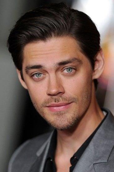 Profile Tom Payne