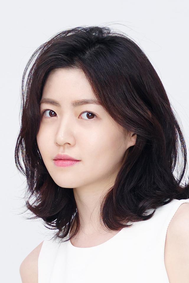 Profile Shim Eun-kyung