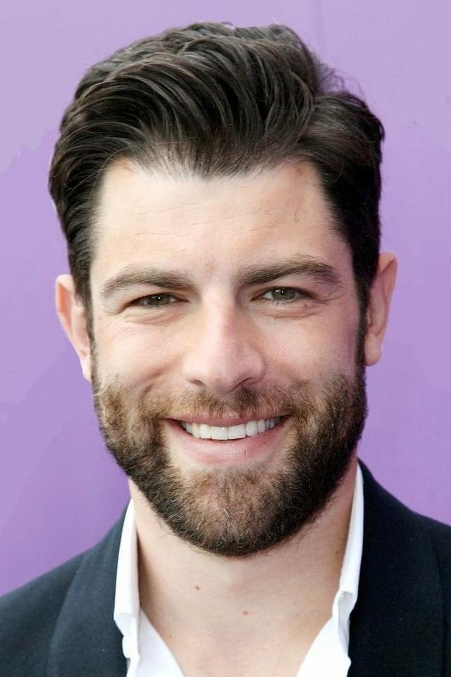 Profile Max Greenfield