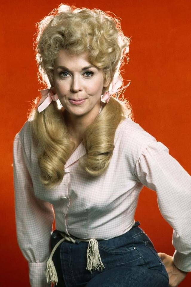 Profile Donna Douglas