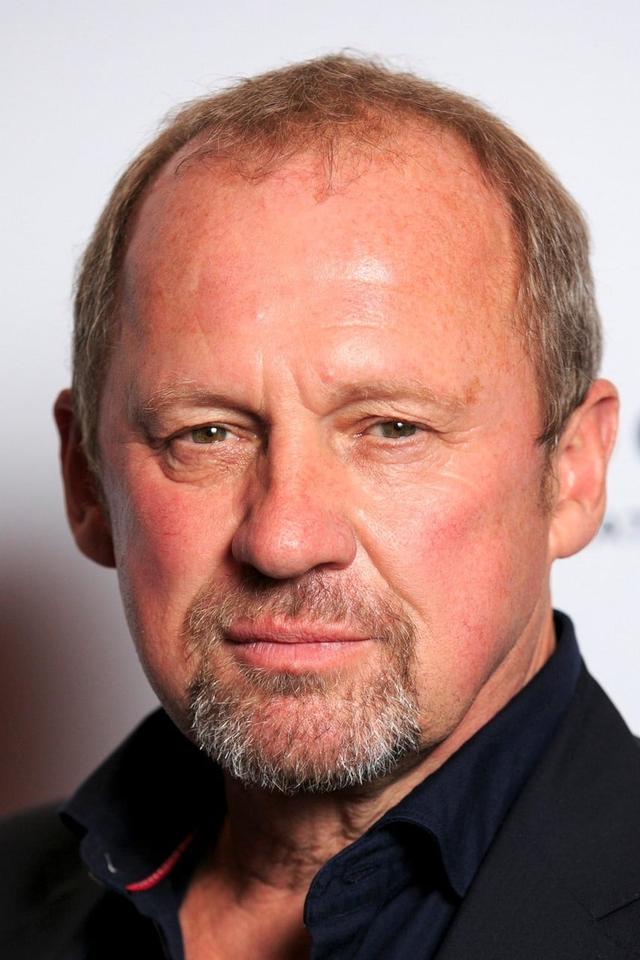 Profile Peter Firth