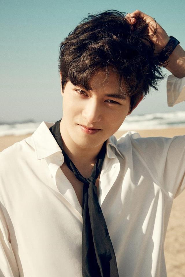 Profile Lee Jong-hyun