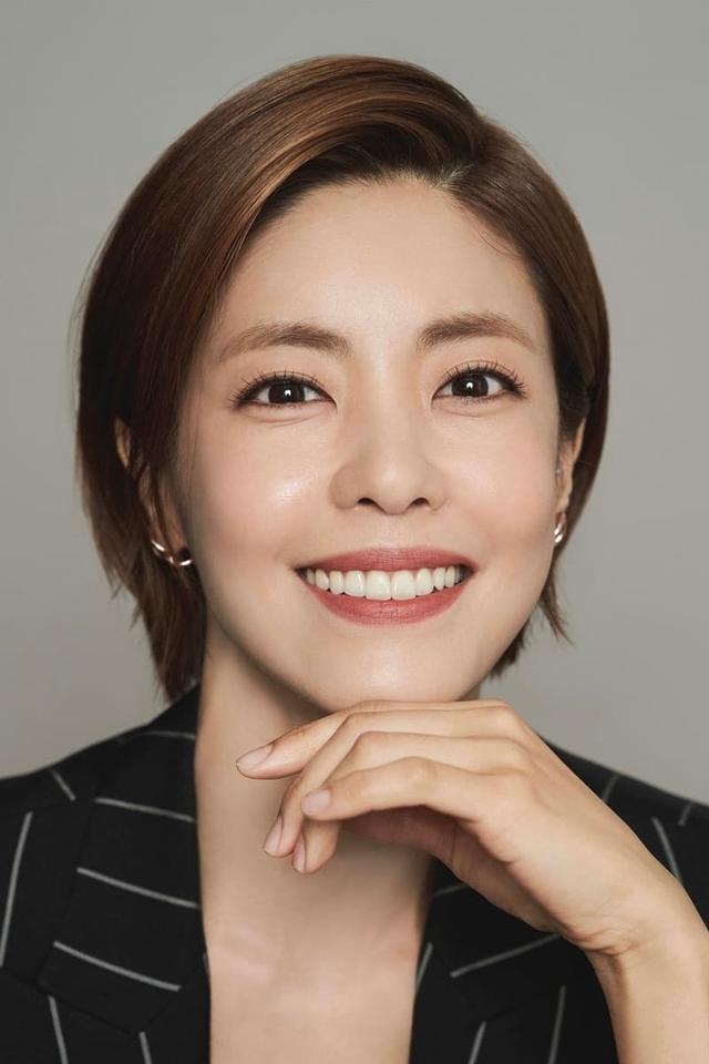 Profile Lee Yoon-ji