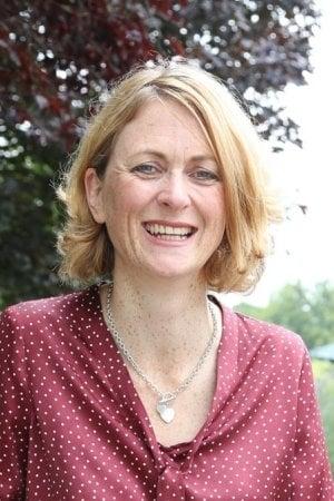 Profile Rachel Burden