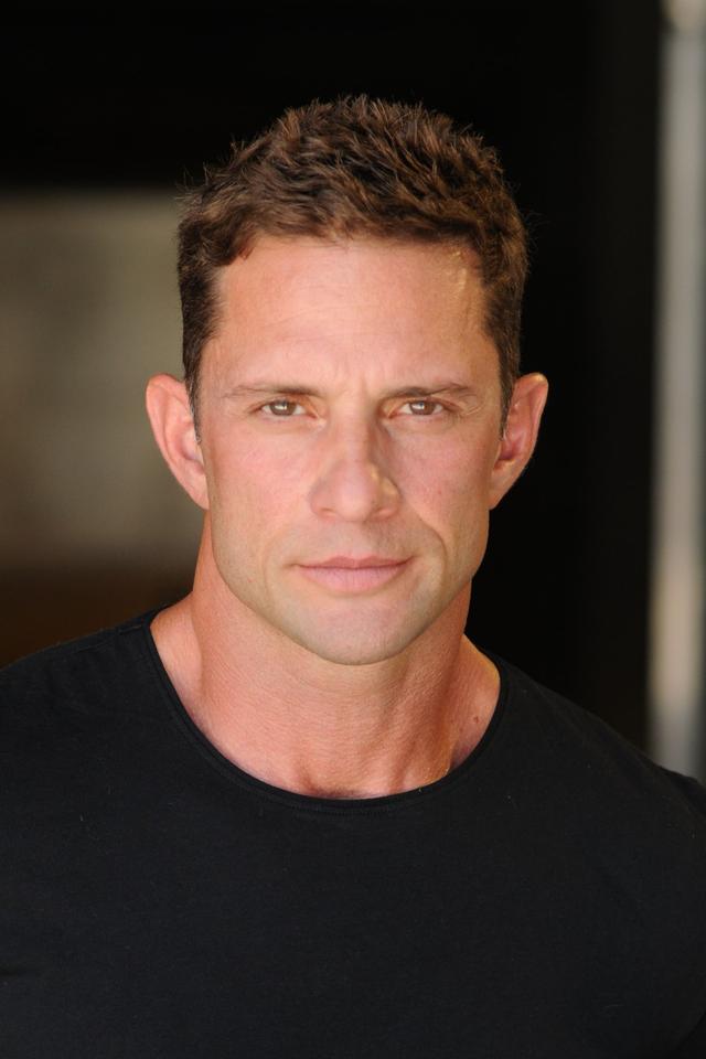 Profile David Fumero