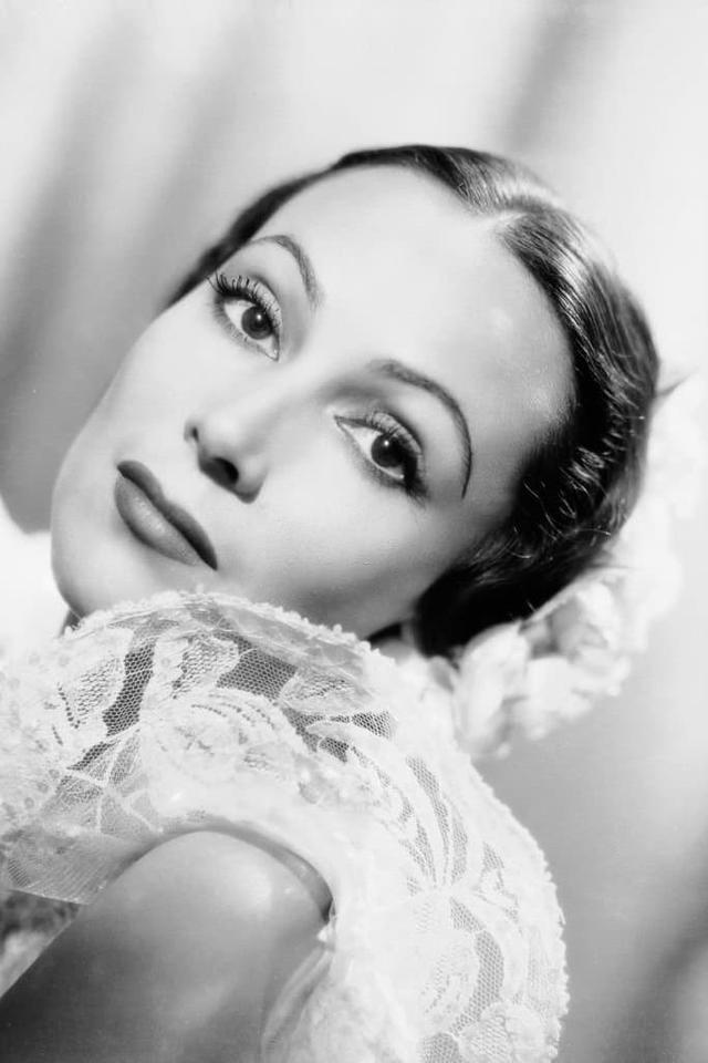 Profile Dolores del Río