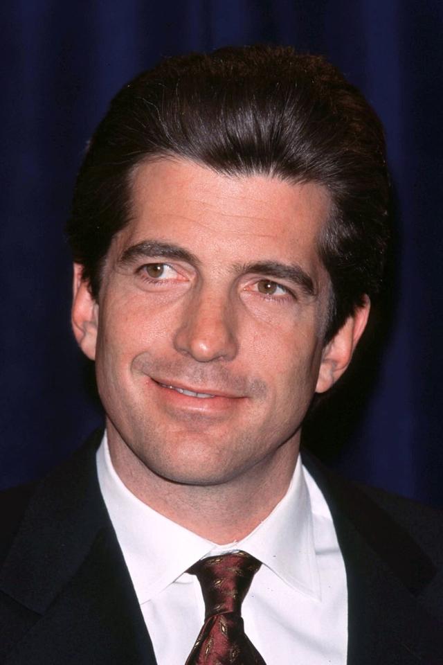 Profile John F. Kennedy, Jr.