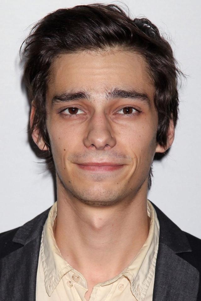 Profile Devon Bostick